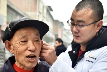 余小兵——义诊活动